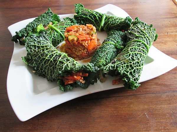 Involtini di riso, verza e tempeh