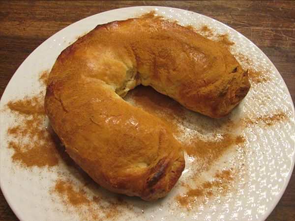 Strudel al farro con mele e cannella 